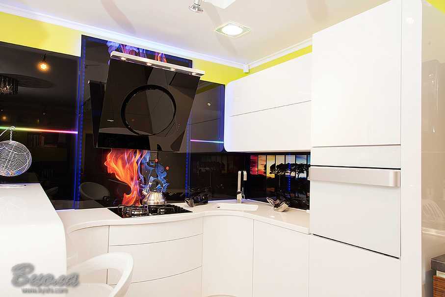 Кухни модерн